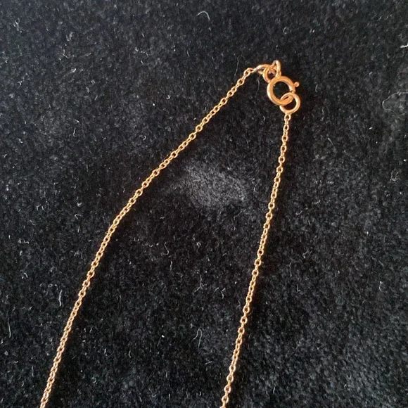 NWOT Ariel Gordon Love Knot Necklace in Rose Gold - Picture 4 of 7